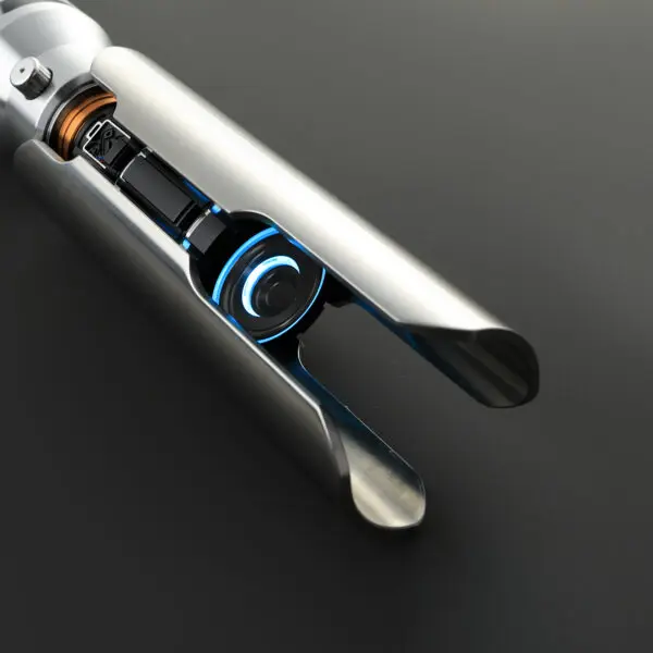 Cal Kestis Fallen EP4 Duelling Lightsaber - RGB-X, view 8