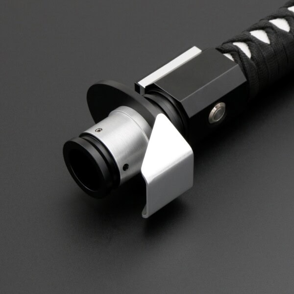 Ronin SE Duelling Lightsaber - S-RGB, view 3