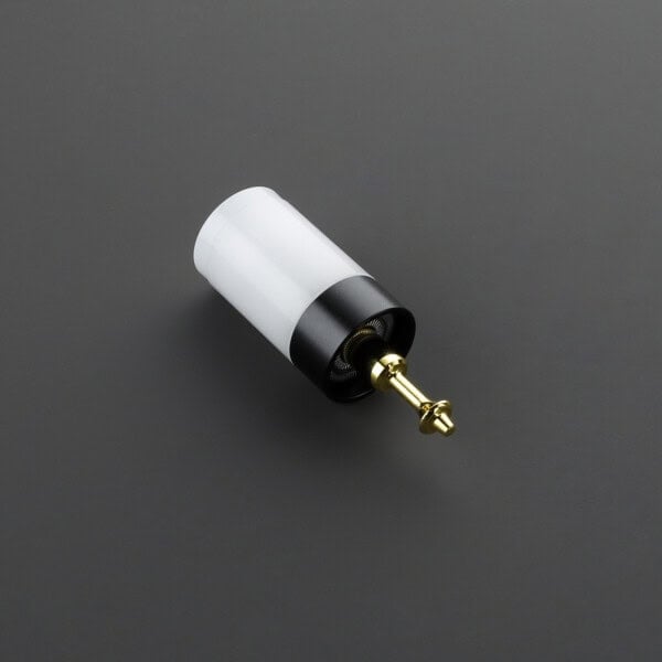 Black 1-inch Blade Plug